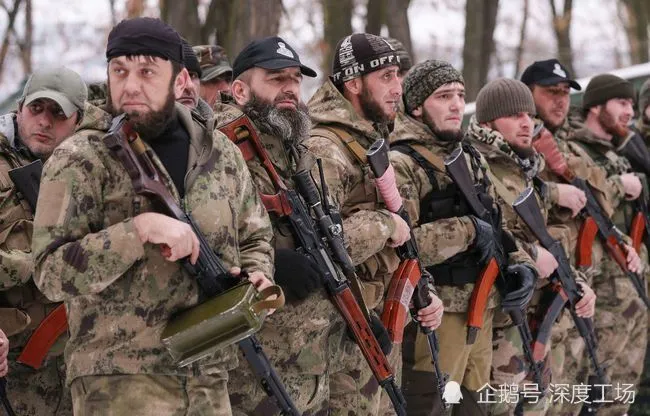 Các chiến binh Chechnya nổi tiếng thiện chiến (Ảnh: Sina). Các chiến binh Chechnya nổi tiếng thiện chiến (Ảnh: Sina).