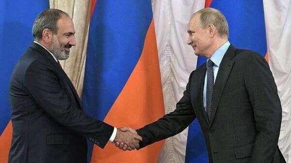 Tổng thống Putin và Thủ tướng Armenia Pashinyan (Ảnh: Sohu).