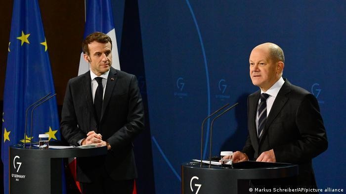 Tổng thống Pháp Macron và Thủ tướng Đức Scholz gặp nhau tại Berlin hôm 25/1 bàn giải quyết khủng hoảng Ukraine (Ảnh: AP). Tổng thống Pháp Macron và Thủ tướng Đức Scholz gặp nhau tại Berlin hôm 25/1 bàn giải quyết khủng hoảng Ukraine (Ảnh: AP).