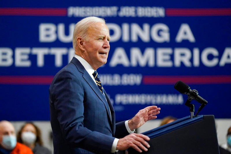 Tổng thống Mỹ Joe Biden báo động 8.500 quân và đưa 3 ngàn quân tới châu Âu để đối phó Nga tập kết quân đội ở biên giới với Ukraine (Ảnh: AP).
