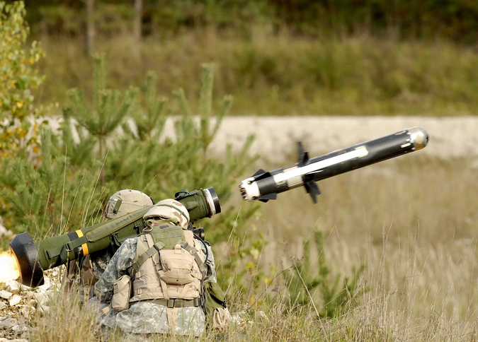 Tính đến nay, Ukraine đã nhận được 17 ngàn tên lửa chống tăng Javelin từ các nước (Ảnh: AP). Tính đến nay, Ukraine đã nhận được 17 ngàn tên lửa chống tăng Javelin từ các nước (Ảnh: AP).
