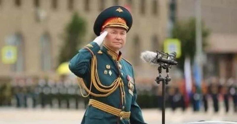 Trung tướng Andrei Mordvichev, Tư lệnh Tập đoàn quân 8. Trung tướng Andrei Mordvichev, Tư lệnh Tập đoàn quân 8.