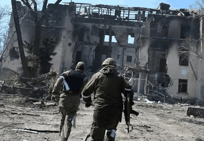 Chiến đấu trong Nhà máy thép Azovstal.