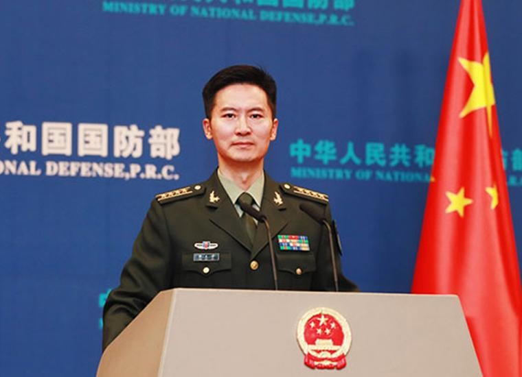 Ông Đàm Khắc Phi, Người phát ngôn Bộ Quốc phòng Trung Quốc.