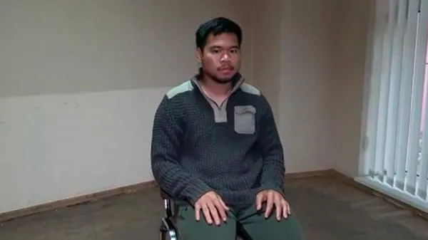 Andy Huynh gặp phóng viên trong trại giam (Ảnh: Izvestia). Andy Huynh gặp phóng viên trong trại giam (Ảnh: Izvestia).