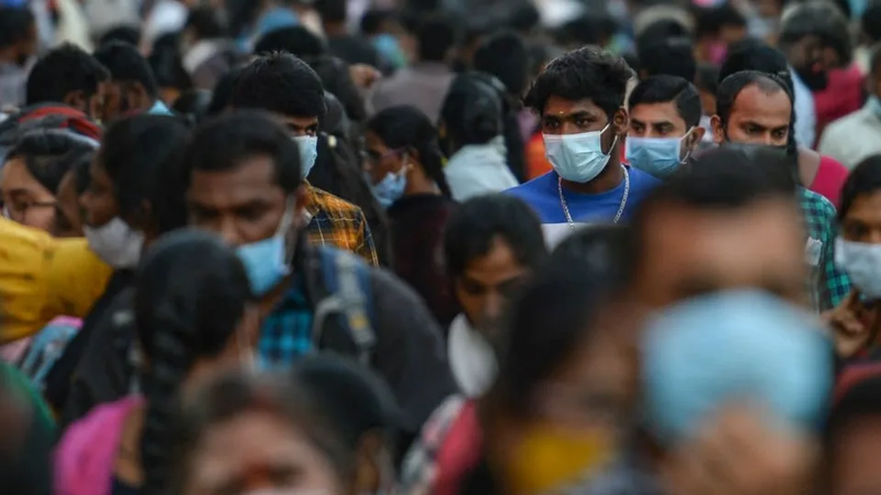 Ấn Độ đang có lợi thế thị trường rộng lớn và nhân công giá rẻ (Ảnh: Yahoo). Ấn Độ đang có lợi thế thị trường rộng lớn và nhân công giá rẻ (Ảnh: Yahoo).