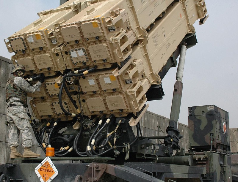 Phiên bản Patriot với bệ phóng 16 quả đạn (Ảnh: Wiki). Phiên bản Patriot với bệ phóng 16 quả đạn (Ảnh: Wiki).