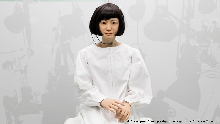 Robot là người dẫn chương trình tin tức trên truyền hình ở Nhật (Ảnh: Deutsche Welle).