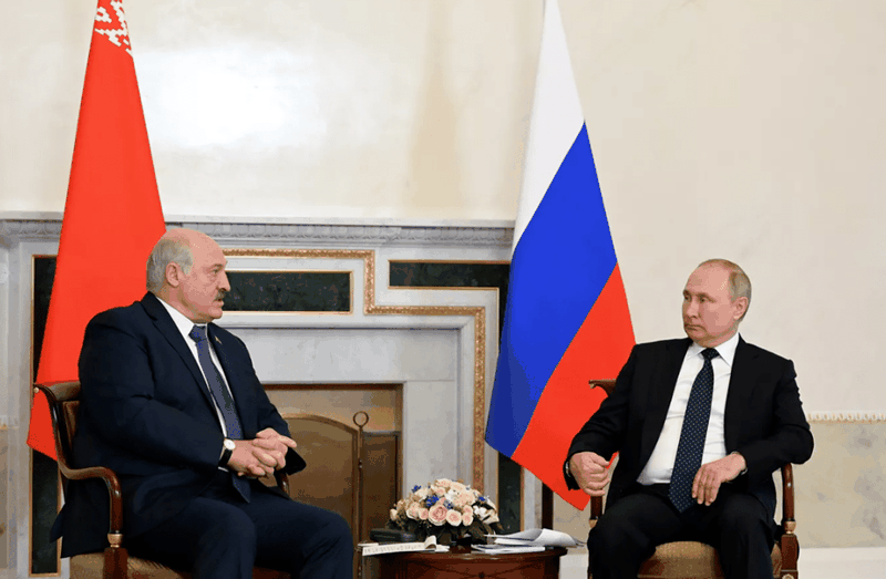 Tổng thống Nga Putin và Tổng thống Belarus Lukashenko (Ảnh: QQ).
