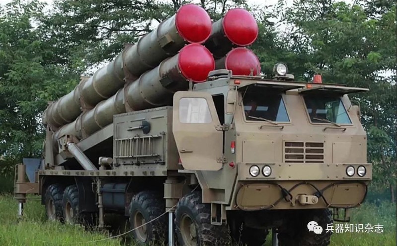 Dàn phóng KN-25 với 4 ống phóng (Ảnh: BQZS) Dan phong KN-25.jpg