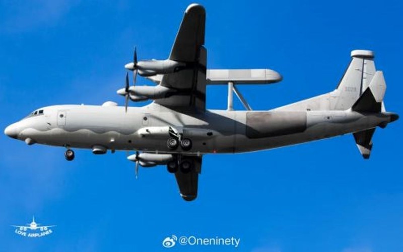 Truyền thông Trung Quốc cho rằng Y-9LG có thể giúp Trung Quốc "làm chủ" bầu trời các khu vực chiến lược (Ảnh: Guancha). Y-9LG.jpg