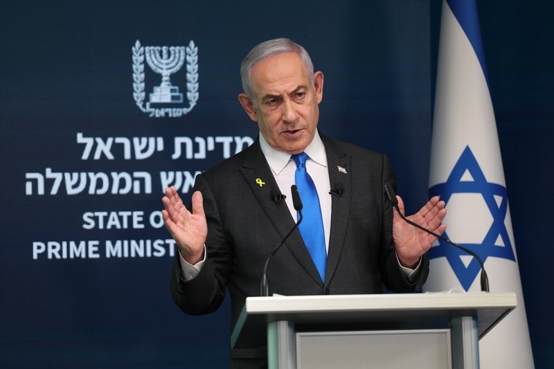 Sau khi Iran tấn công tên lửa hôm 1/10, Thủ tướng Israel Benjamin Netanyahu không đảm bảo với Mỹ là Israel sẽ không tấn công trả đũa vào các cơ sở hạt nhân Iran (Ảnh: EPA) Ong Netanyahu.jpg