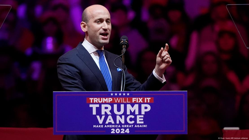Stephen Miller, cố vấn viết bài phát biểu cho ông Trump, sẽ là Phó chánh văn phòng Nhà Trắng phụ trách chính sách (Ảnh: Deutsche Welle). S. Miller.png