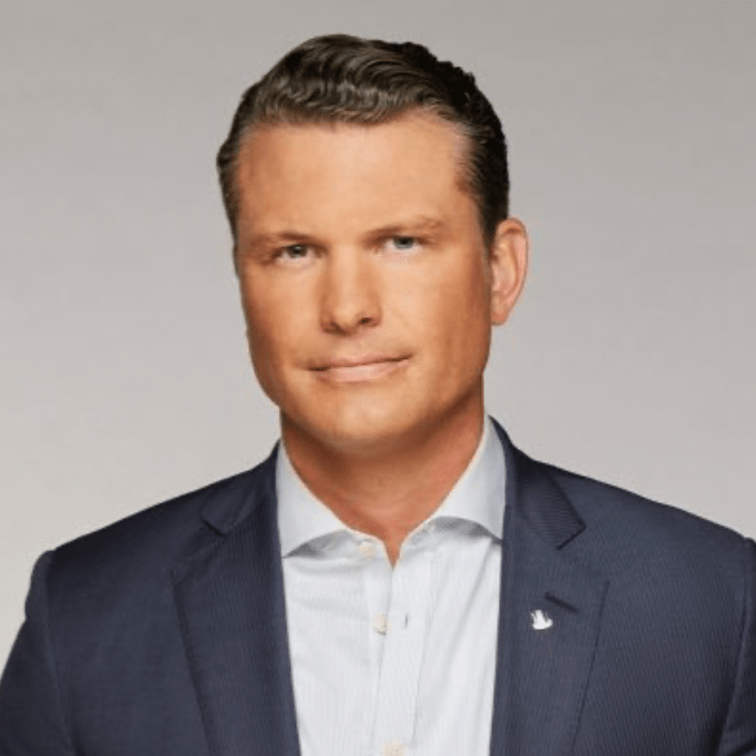 Peter Hegseth, người dẫn chương trình của đài Fox News, sẽ được trao chức Bộ trưởng Quốc phòng (Ảnh: Singtao) Tan BTQP.png