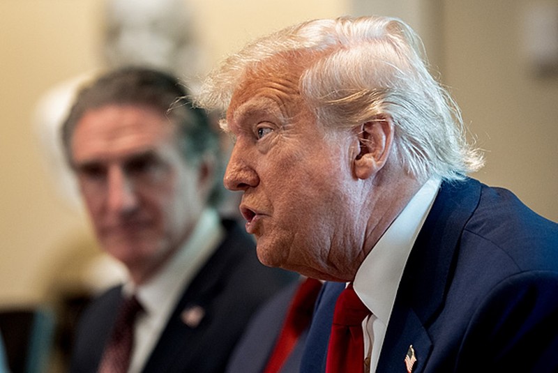Chính quyền Trump 2.0 sẽ lập kỷ lục mới về chi cho Quốc phòng. Ảnh: Guancha. Trump tang ngan sach QP.jpg