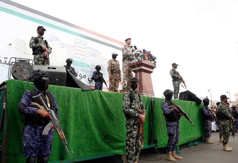 Người phát ngôn vũ trang Houthi Yemen Yahya Sarea. Ảnh: Xinhua. Ong Sarea.jpg
