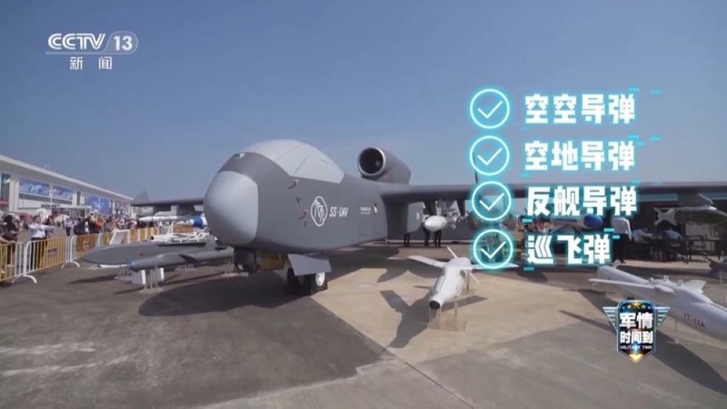 UAV Cửu Thiên có thể mang theo các loại vũ khí gồm: tên lửa không đối không, tài khoản không đối đất, tên lửa chống hạm và đạn tuần kích. Ảnh: CCTV. Vu khi Jiutian mang theo.jpg