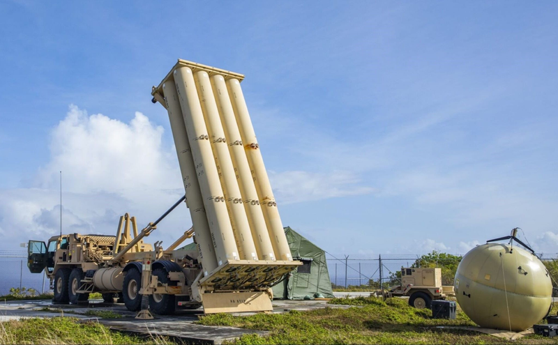 Hệ thống phòng thủ tên lửa tầm cao giai đoạn cuối THAAD của Mỹ. Ảnh: Reuters. He thong THAAD.png