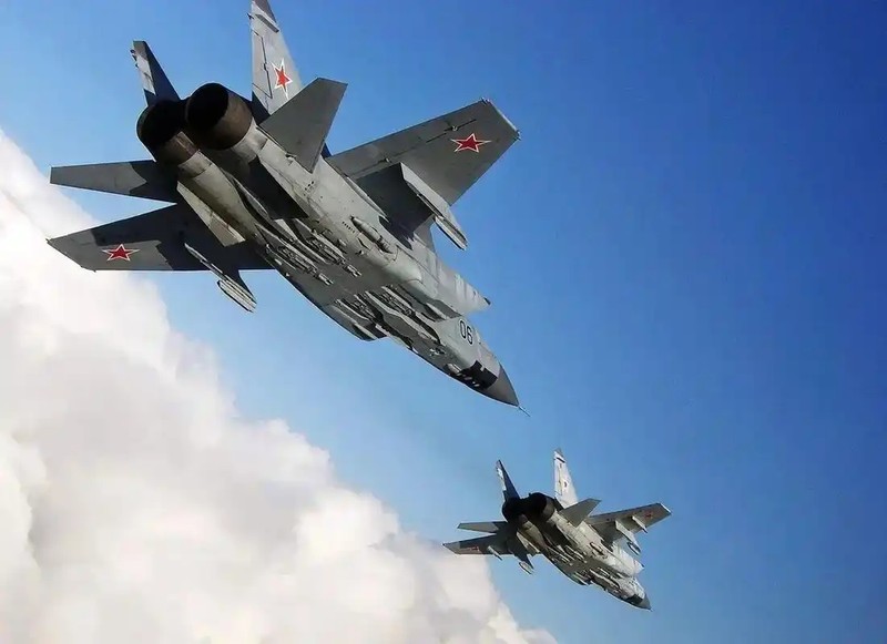 Với tốc độ Mach 3, MiG-25 của Liên Xô hiện vẫn giữ kỷ lục về máy bay tiêm kích bay nhanh nhất thế giới. Ảnh: Sohu. MiG-25.jpeg