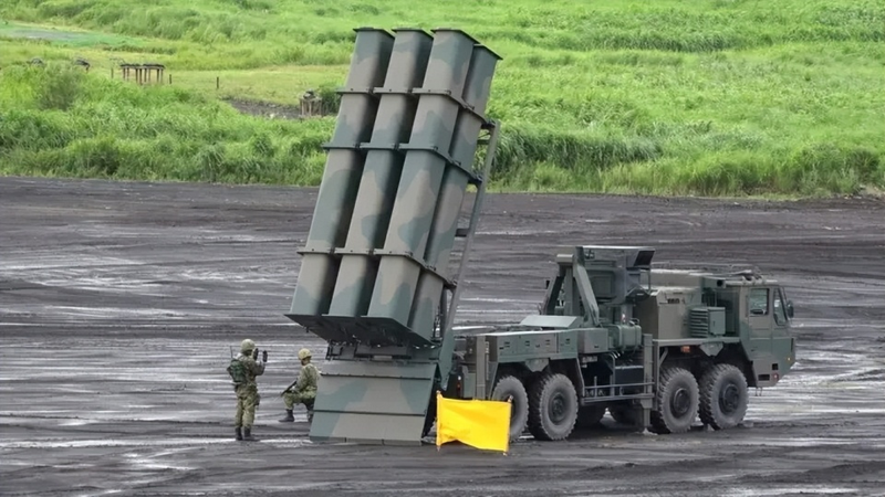 Hệ thống Type-12 đang sử dụng rộng rãi có 6 ống phóng đạn. Ảnh: NetEase. Type 12 ban dang dung.png