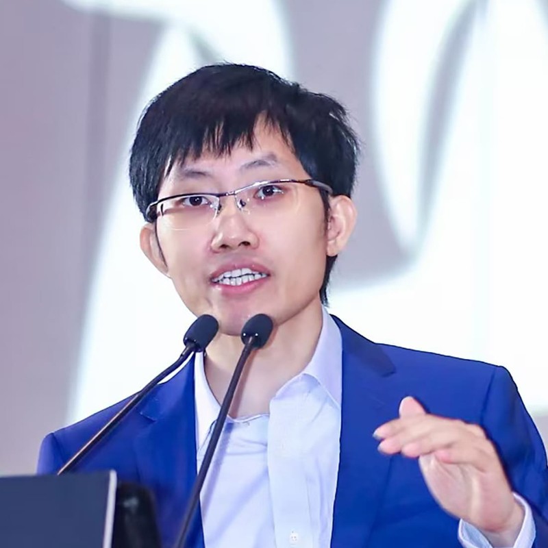 Tỷ phú trẻ Lương Văn Phong, nhà sáng lập và ông chủ DeepSeek. Ảnh: CNBC. newBillionaires_wenfengLiang.jpg