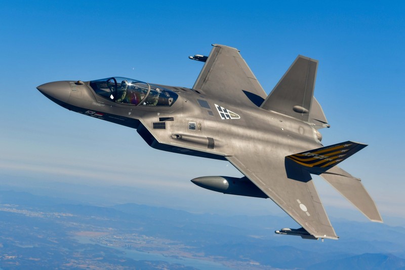 Tiêm kích tàng hình KF-21 của Hàn Quốc. Ảnh: Wforum. May bay KF-21.jpeg