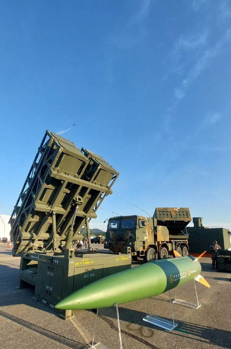 Đạn KTSSM-1 phiên bản phóng từ mặt đất. Ảnh: Wforum. Phien ban mat dat.png