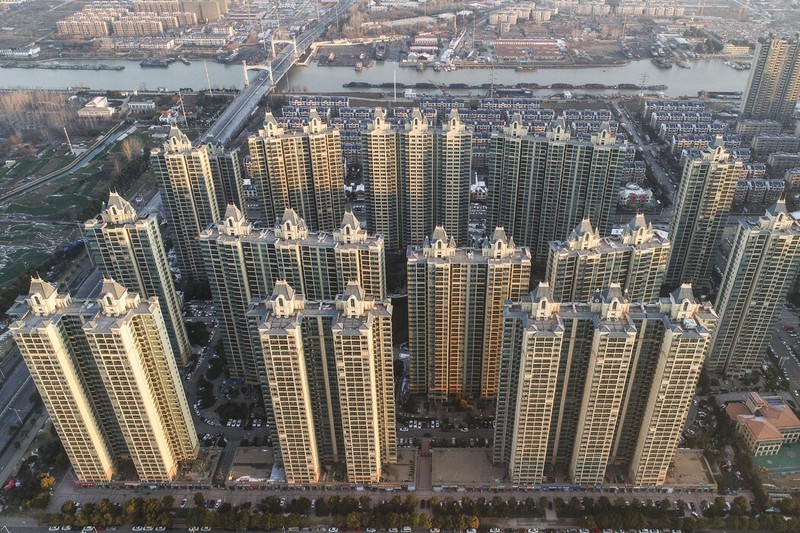 Vay nợ quá nhiều, xây nhà không bán được đã đẩy Evergrande đến chỗ sụp đổ. Ảnh: Getty. Du an o Giang To.jpg