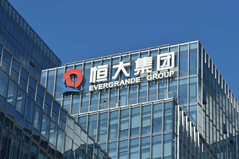 Kể từ ngày 25/8/2025, Evergrande đã bị hủy niêm yết trên thị trường chứng khoán Hồng Kông. Ảnh: Sina.