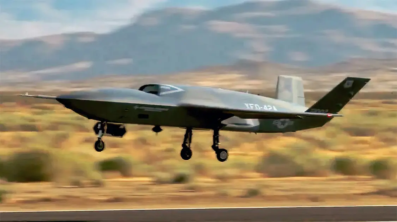 UAV YFQ-42A của GA bay thử chuyến đầu tiên. Ảnh: Ifeng.