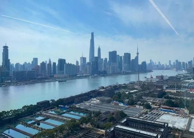 Khu Phố Đông nhìn từ cửa sổ tòa nhà trụ sở Tập đoàn Sunshine City. Ảnh: Sina. Khu Pho Dong nhin tu toa nha.jpg