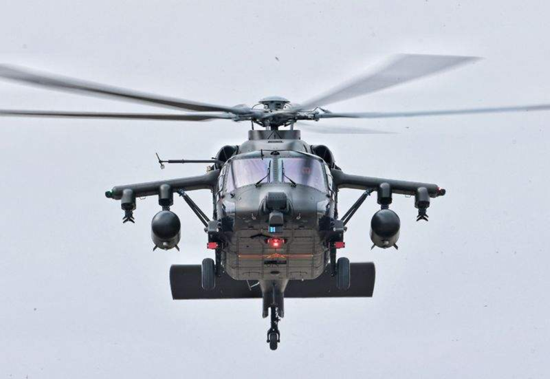 Trực thăng tấn công Z-20T nhìn từ phía trước. Ảnh: BJnews. Z-20T 2.png