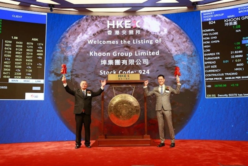 Công ty Khoon Singapore do Chen Zhi kiểm soát lên sàn chứng khoán Hồng Kông. Ảnh: HK01. Khoon len san Hongkong.jpg