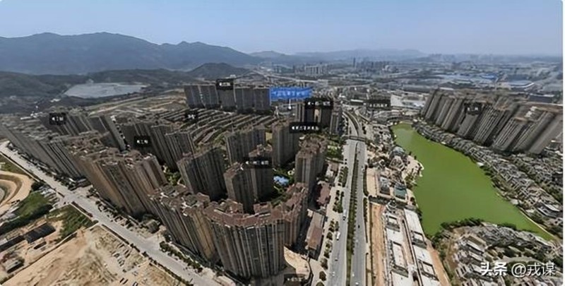 Một dự án nhà ở đã hoàn thành nhưng không bán được khiến chủ dự án trở thành con nợ của ngân hàng. Ảnh: Creaders.