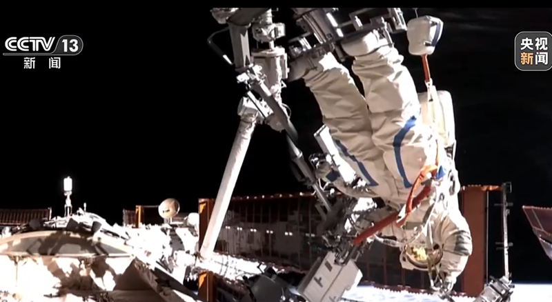 Ra ngoan sua chua.png