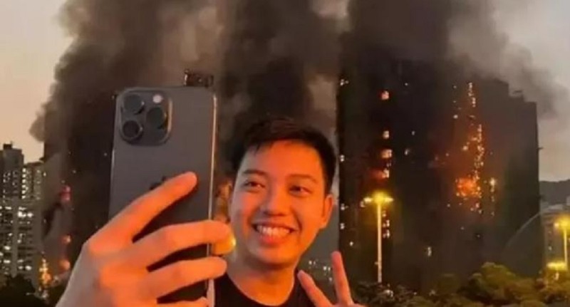 Bức ảnh phản cảm gây phẫn nộ của Trần "Kenny". Ảnh: Wenweipo.