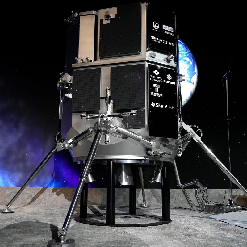 Tàu đổ bộ mặt trăng Hakuto-R của công ty khởi nghiệp Nhật Bản Ispace. Ảnh Reuters.