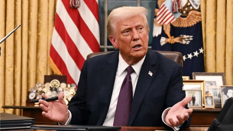 Tổng thống Mỹ Donald Trump phát biểu với các nhà báo về TikTok. Ảnh: SCMP. 