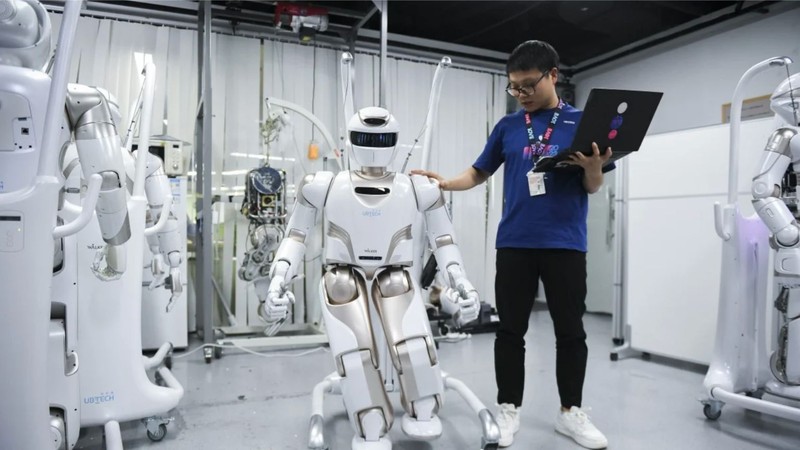 Thâm Quyến đặt mục tiêu trở thành thành phố dẫn đầu toàn cầu về công nghệ robot vào năm 2027. Ảnh: SCMP.