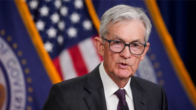 Chủ tịch Cục Dự trữ Liên bang Jerome Powell tuyên bố ngân hàng trung ương sẽ giữ nguyên lãi suất lần thứ hai trong năm nay. Ảnh: Fortune.