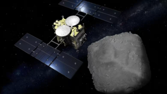 Tàu vũ trụ Hayabusa2 của Nhật Bản đã mang các mẫu vật từ tiểu hành tinh Ryugu trở về Trái Đất. Ảnh: Nikkei Asia Capture.PNG