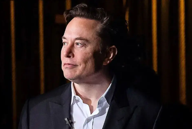 Elon Musk đã trở thành người đầu tiên trong lịch sử đạt giá trị tài sản ròng là 500 tỷ USD. Ảnh: SCMP. Capture.PNG
