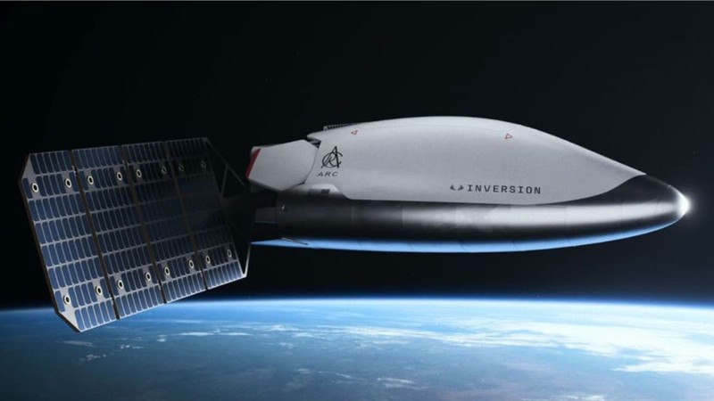 Tàu vận chuyển vũ trụ Arc của Inversion trên quỹ đạo. Ảnh: Interesting Engineering. Ảnh màn hình 2025-10-04 lúc 10.41.56.png