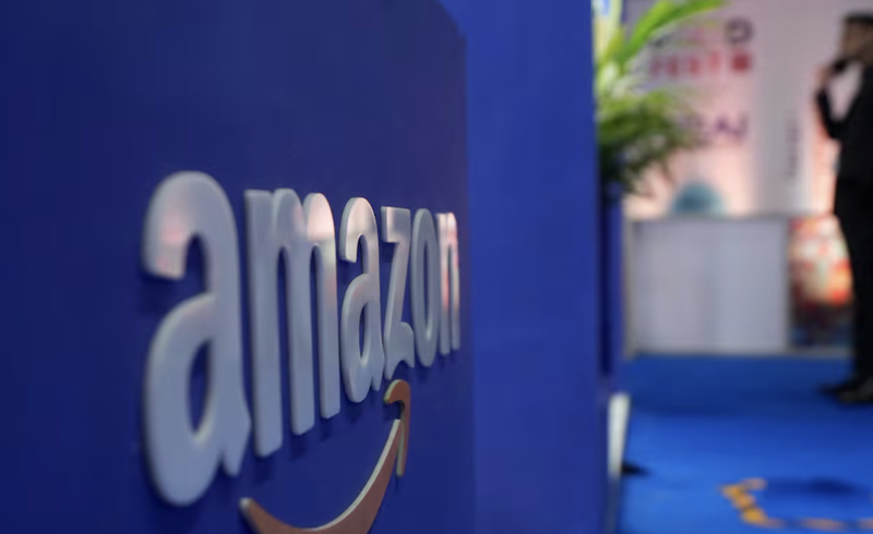 Amazon đang lên kế hoạch cắt giảm tới 30.000 việc làm. Ảnh: Reuters. Ảnh màn hình 2025-10-28 lúc 10.38.49.png