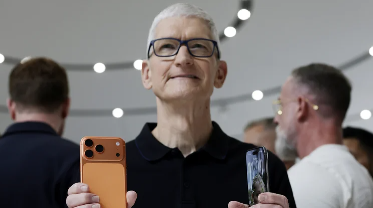 Tim Cook có thể từ chức CEO Apple vào năm sau. Ảnh: BGR.