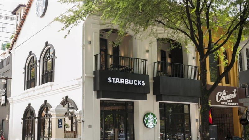 Sau 1 tháng Starbucks trả mặt bằng, chủ nhà Hàn Thuyên rao bán giá 3,2 tỷ đồng/m2