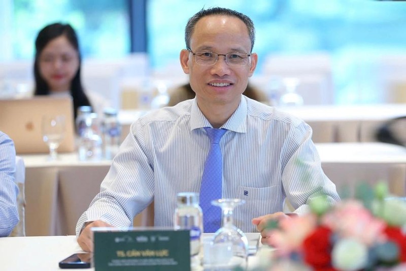 TS. Cấn Văn Lực, thành viên Hội đồng Tư vấn chính sách của Thủ tướng, chuyên gia Kinh tế trưởng BIDV ts-cvl-1752284101960629519526.jpg