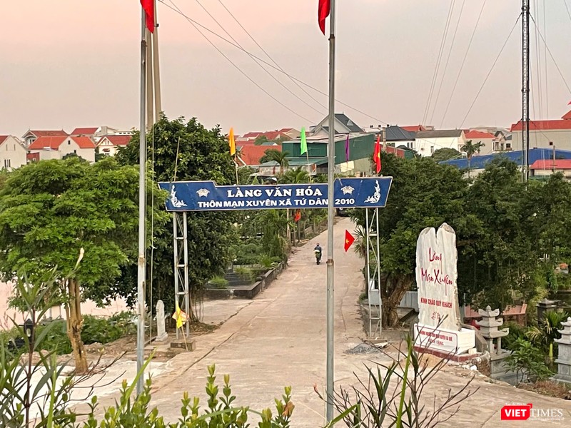 Ông Đỗ Đức Tuyển - Trưởng thôn Mạn Xuyên, xã Châu Ninh - cho biết người dân địa phương cơ bản đồng thuận với chủ trương triển khai dự án khu đô thị phức hợp. Tuy nhiên, vấn đề khiến bà con lo ngại nhất hiện nay là mức giá bồi thường thu hồi đất đang thấp hơn so với các khu vực lân cận. vt-hy.jpg