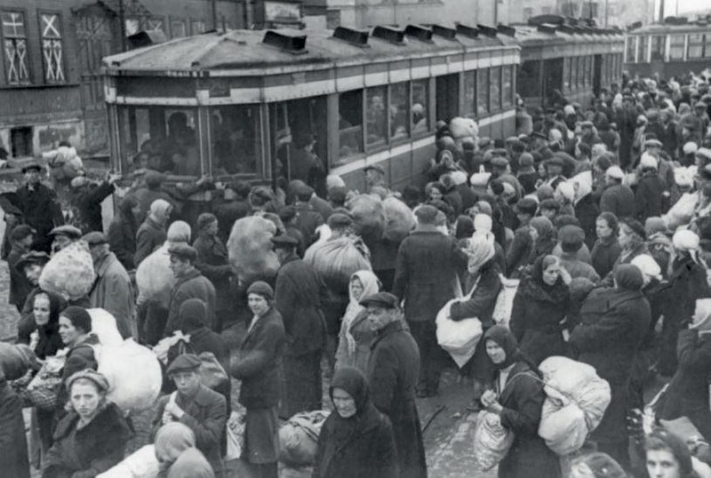 Tháng 10/1941 là khoảng thời gian khó khăn nhất trong Chiến tranh Vệ quốc Vĩ đại đối với người dân Moscow (Ảnh: Tuyệt mật)