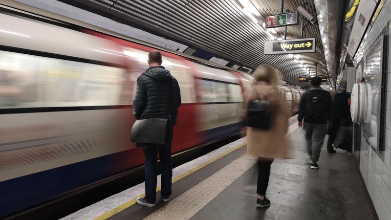 Trên tay Huawei P20 Pro: “Triệu phú pixel” mới với cụm 3 camera ảnh 17